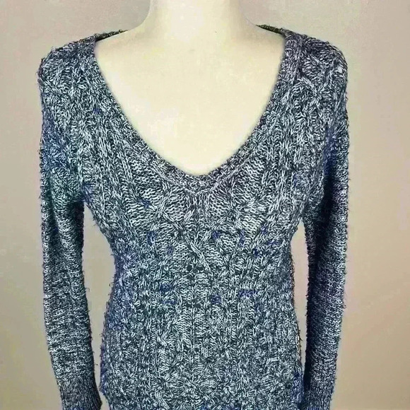 American Eagle Blue & White V-Neck Pullover Sweater Size XS - Picture 2 of 8